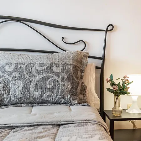 Apartament Ganivet
